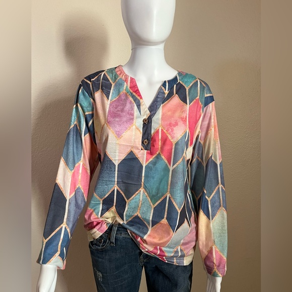 Women’s geometric top size medium multicolored - Picture 1 of 2